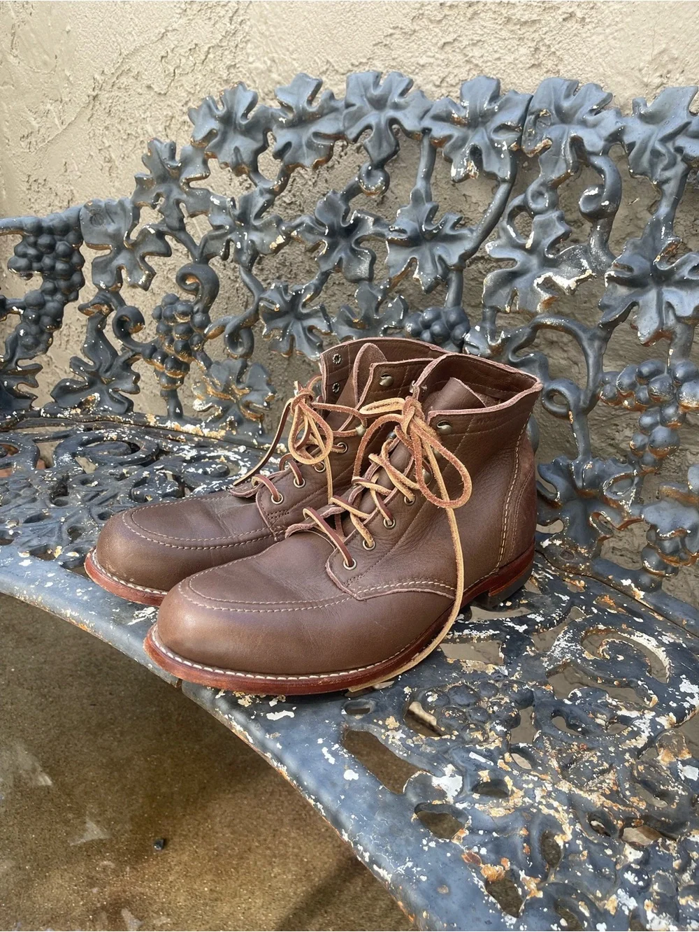 Men's Wolverine 1000 mile Moc-Toe boot